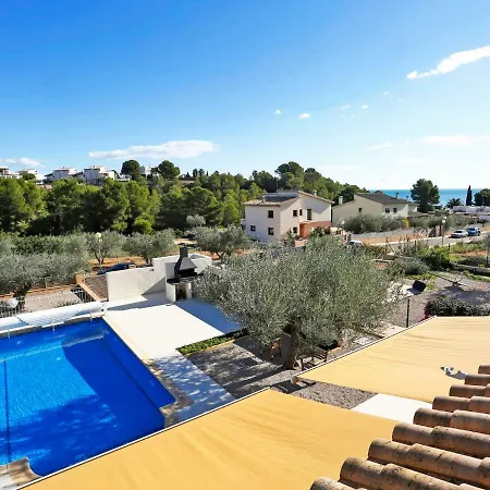 Perales By Interhome * ランポーヤ